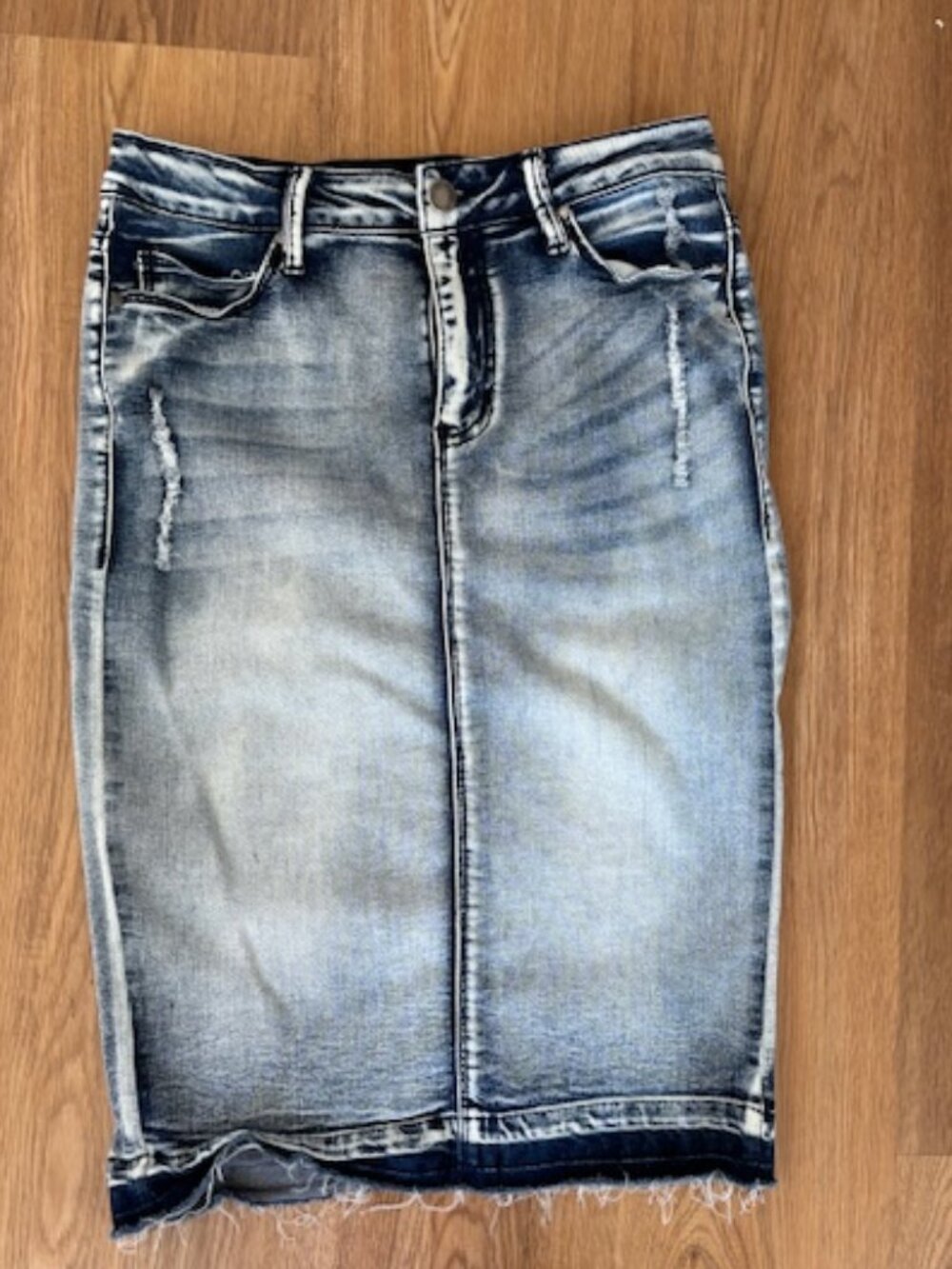 Iris Distressed Pencil Midi Denim Skirt EUC Small